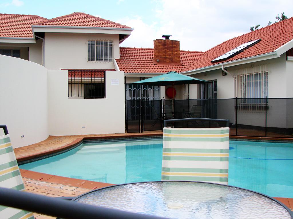 17 On 13Th Guest House Edenvale Exteriér fotografie